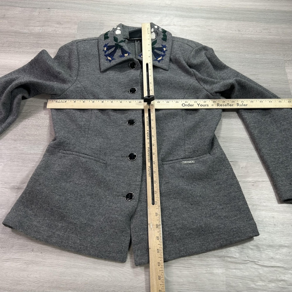VINTAGE Geiger Skirt Suit Womens 38 Gray Wool Embroidered Floral 2 Piece Austria - Picture 8 of 16